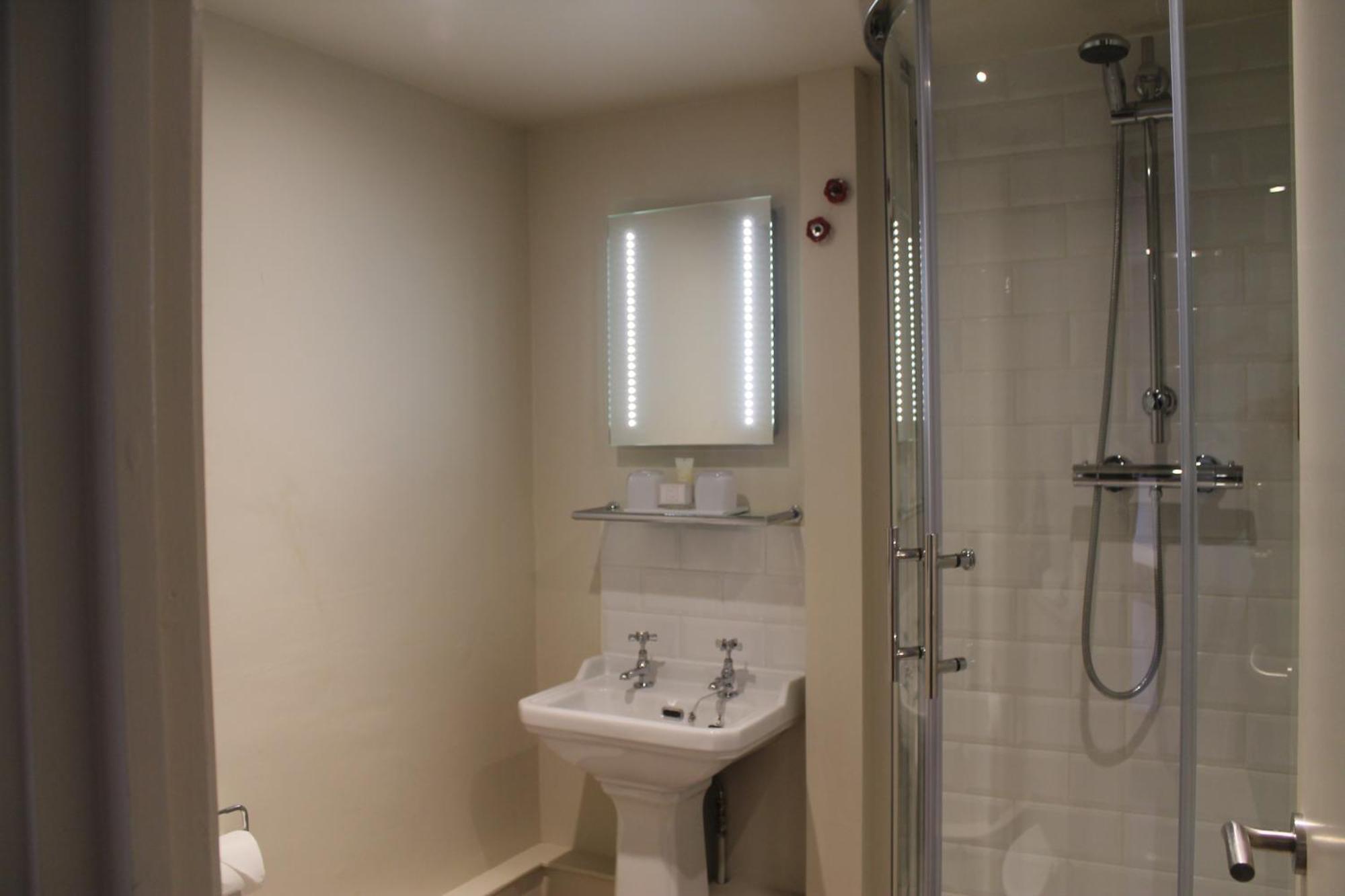 The Woolpack Hotel テンターデン エクステリア 写真